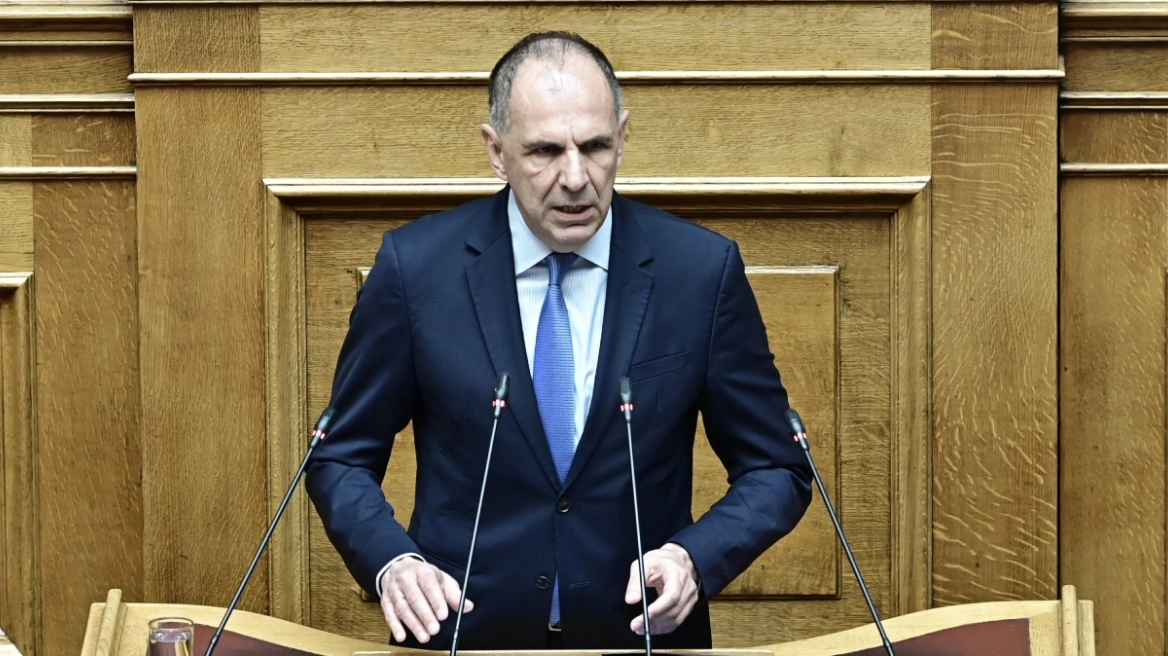 Γεραπετρίτης: «Δεν υπήρξε πίεση ή απειλή» Γεραπετρίτης: «Δεν υπήρξε πίεση ή απειλή»