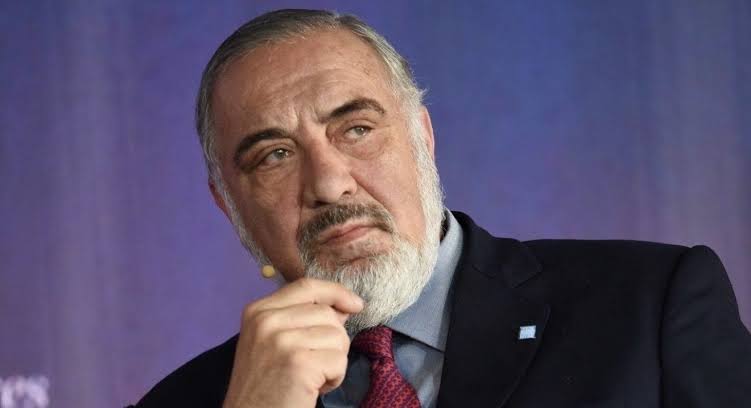 Νίκος Τσάκος: «Η ναυτιλία δεν θα γίνει πείραμα» Νίκος Τσάκος: «Η ναυτιλία δεν θα γίνει πείραμα»