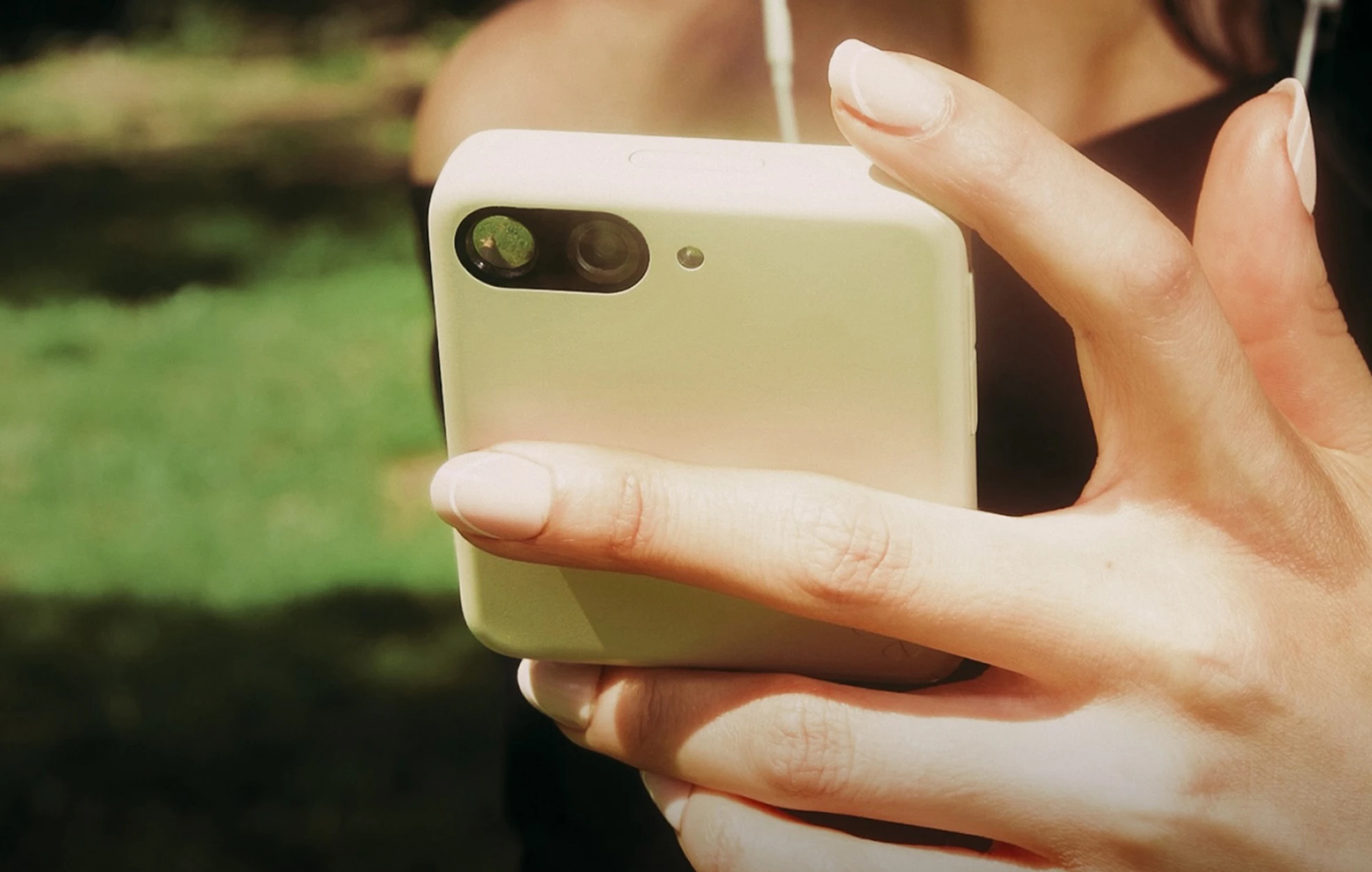 Meadow: Η μικρή συσκευή που θέλει να αφήσουμε το smartphone στο σπίτι
