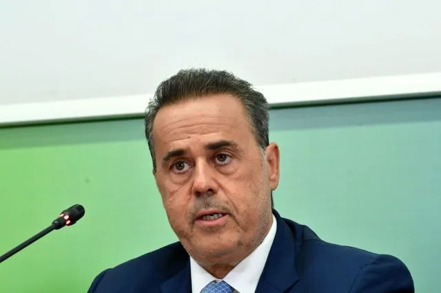 Παπασταύρου: Στήριξη στην κοινωνία με έμφαση σε ακρίβεια και ενέργεια