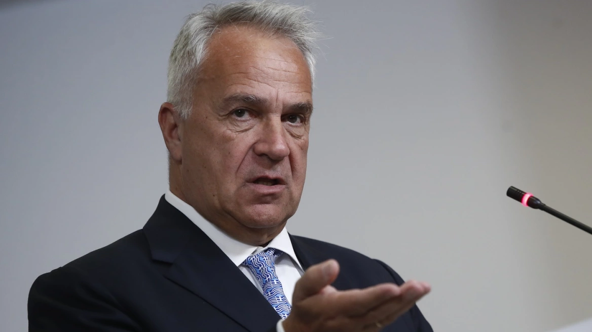 Βορίδης για Καραμανλή: «Δεν έχει ξεπεράσει το όριο»