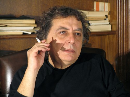 Ο συγγραφέας Διονύσης Χαριτόπουλος σε φωτογραφία του 2006